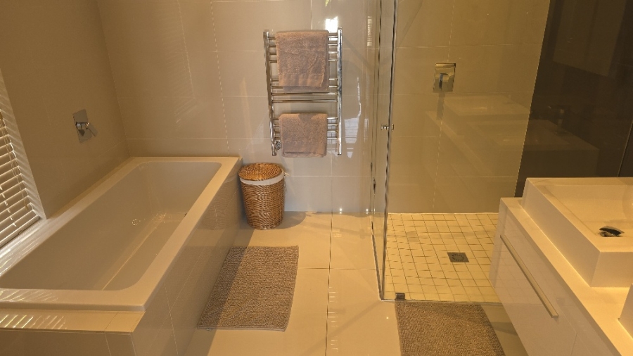 2 Bedroom Property for Sale in Pearl Valley at Val de Vie Western Cape